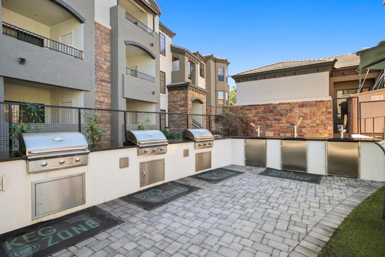 Cozysuites Modern Urban In Historic Glendale Exterior photo